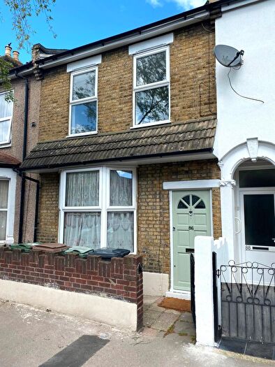 5 Bedroom Terraced House To Rent In Ferndale Road, Leytonstone, E11