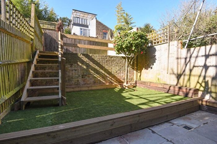 3 Bedroom Terraced House To Rent In Franklin Close, London, SE27