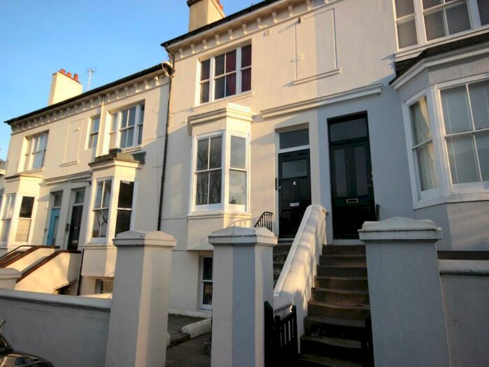 1 Bedroom Flat To Rent In Chatham Place, Brighton, East Sussex, BN1