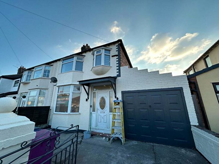 4 Bedroom Semi-Detached House To Rent In Stopgate Lane, Liverpool, L9