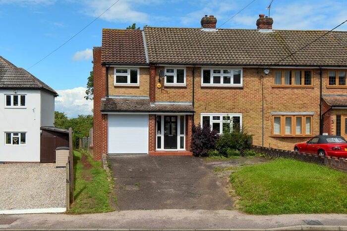 5 Bedroom Detached House To Rent In Moreton Road, Ongar, Essex, CM5