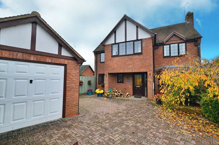 4 Bedroom Detached House For Sale In Victoria Gardens, Bretforton, Evesham, WR11