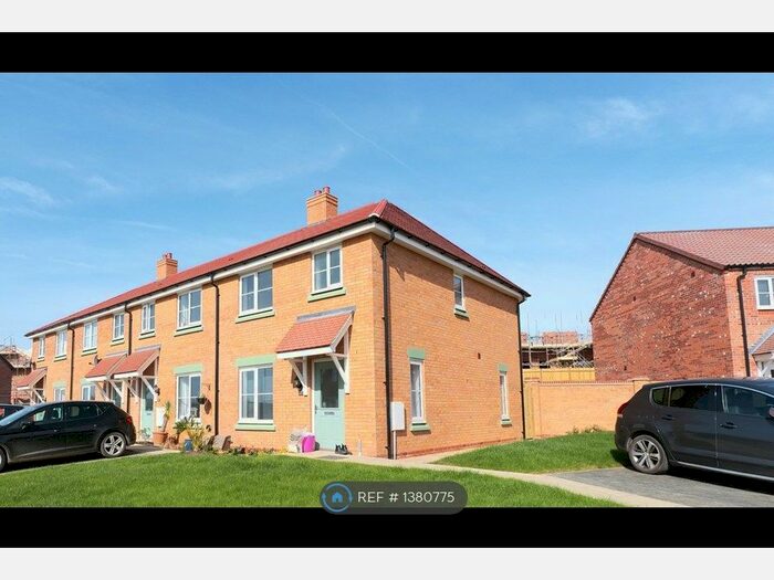 3 Bedroom End Of Terrace House To Rent In Heron Crescent, Melton Mowbray, LE13