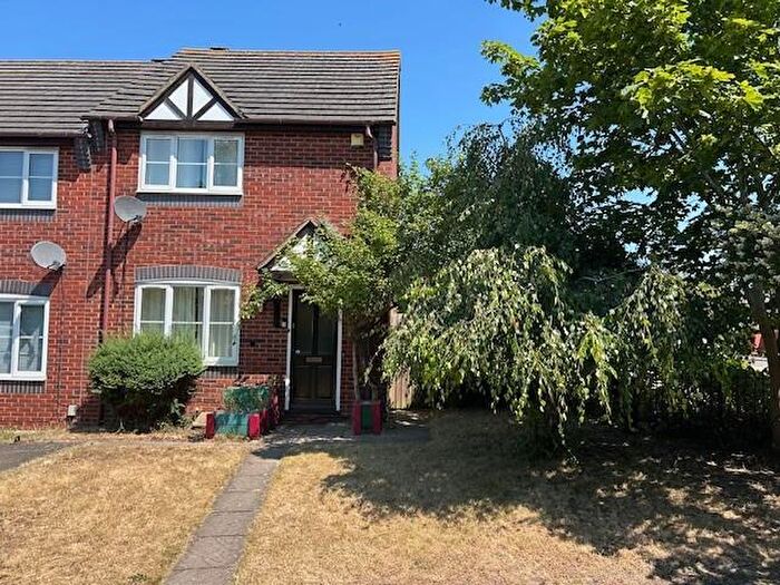 2 Bedroom House For Sale In Justice Close, Whitnash, Leamington Spa, CV31