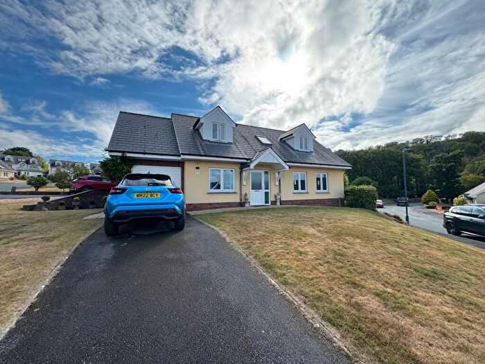 3 Bedroom Detached House For Sale In Dolphin Court, New Quay, SA45