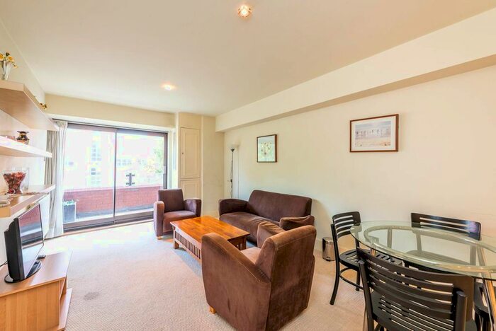 1 Bedroom Flat To Rent In Roland Gardens, South Kensington, London, SW7