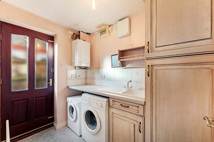 4 Bedroom Detached House For Sale In Warnley Close, Widnes, WA8