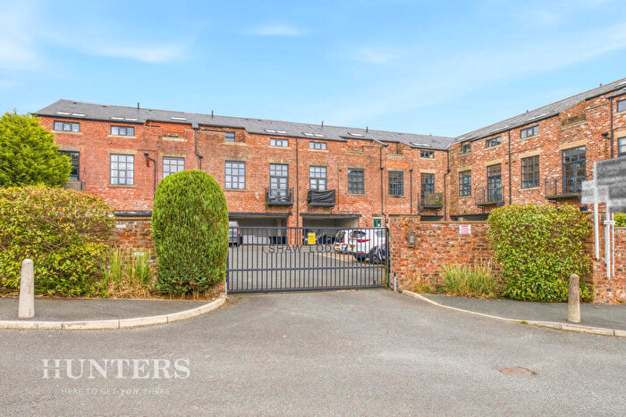 3 Bedroom Apartment For Sale In Shaw Lodge, Lodge Street, Wardle, OL12