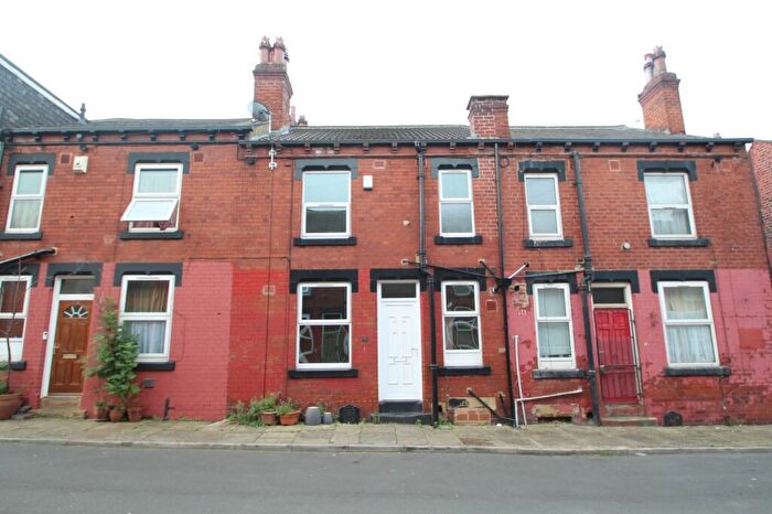 1 Bedroom House To Rent In Harold Mount, Leeds, West Yorkshire, LS6