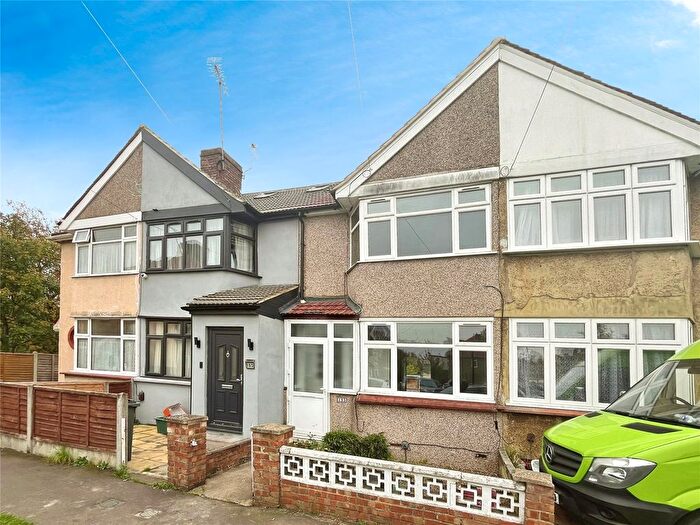2 Bedroom Terraced House To Rent In Saxon Avenue, Feltham, TW13