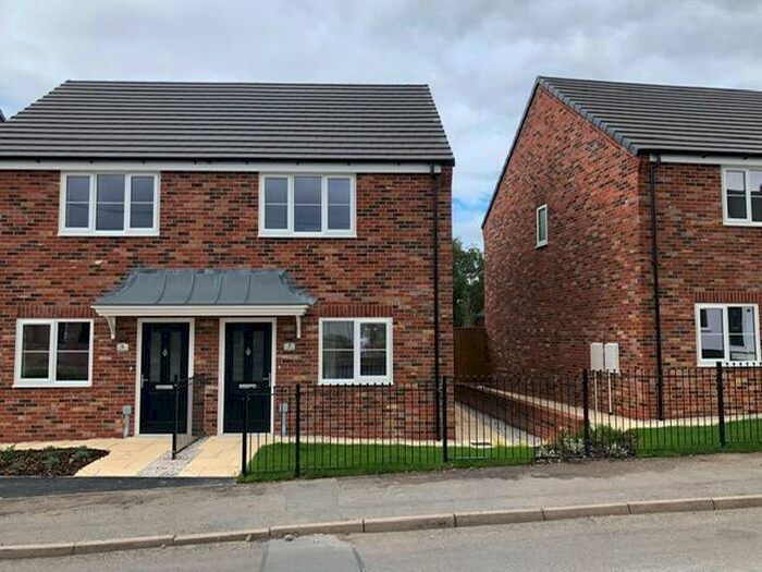 2 Bedroom House To Rent In Clay Lane, Clay Cross, Chesterfield, S45