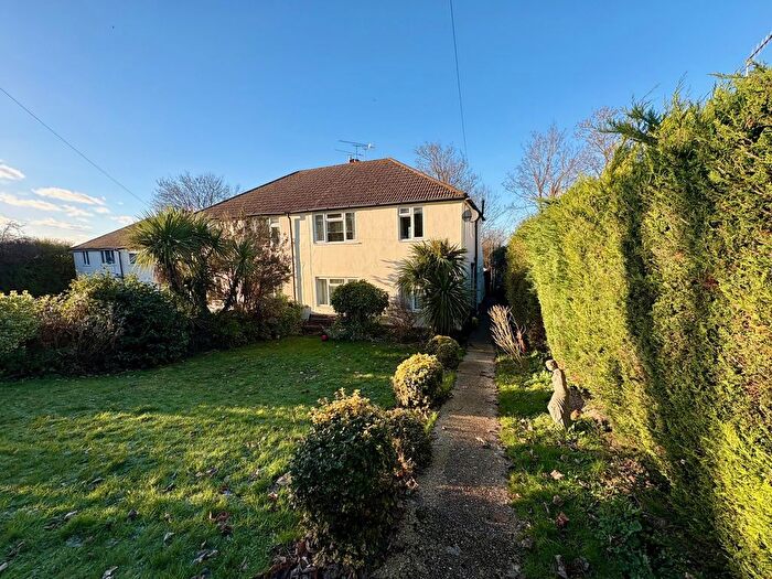 2 Bedroom Maisonette To Rent In Peartree Close, Southampton, SO19