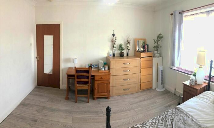 4 Bedroom Terraced House To Rent In Fishponds Road, Tooting Bec, SW17