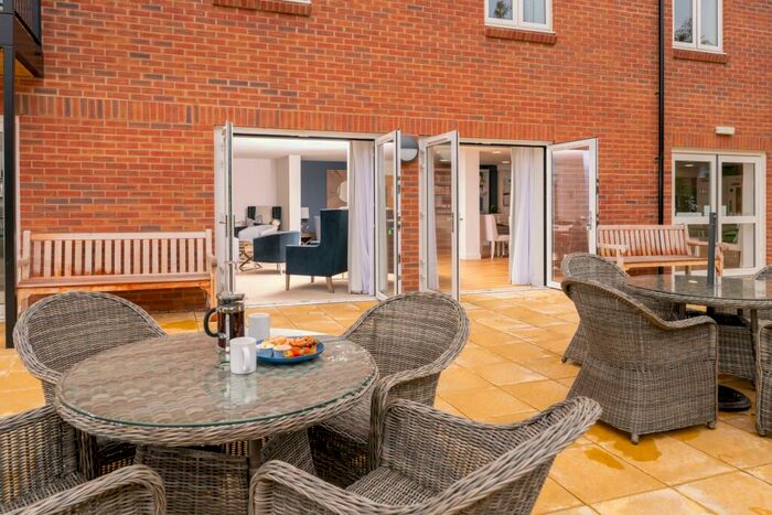 1 Bedroom Retirement Property To Rent In -, Oakhill Place, High View, Bedford, Bedfordshire, MK41