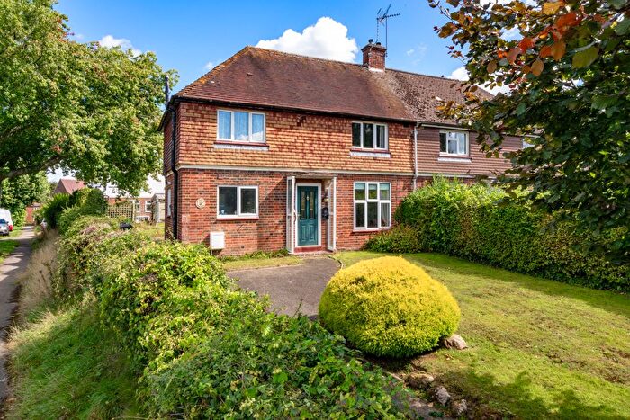 3 Bedroom Semi-Detached House For Sale In Hastings Road, Tunbridge Wells, TN2