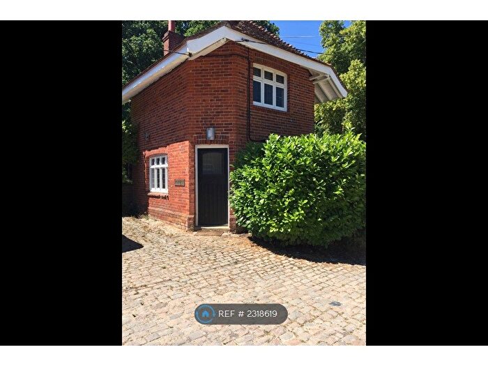 1 Bedroom Maisonette To Rent In The Bothy, Newbury, RG20