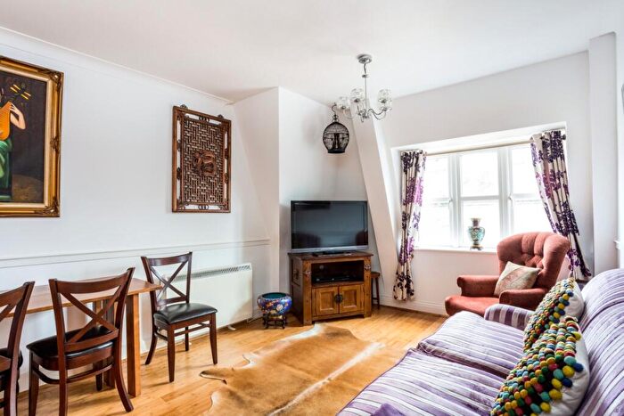 2 Bedroom Apartment To Rent In Bridgewater Terrace Windsor, SL4