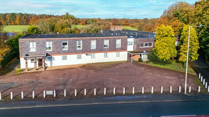 2 Bedroom Flat For Sale In Charing Hill, Charing, TN27