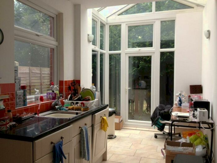 4 Bedroom Semi-Detached House To Rent In Metchley Lane, Harborne, Birmingham, B17