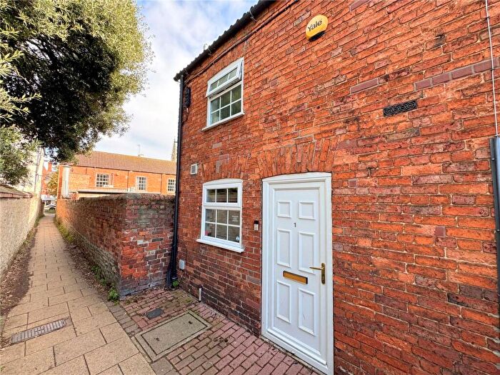 1 Bedroom End Of Terrace House To Rent In Nags Head Passage, Sleaford, Lincolnshire, NG34