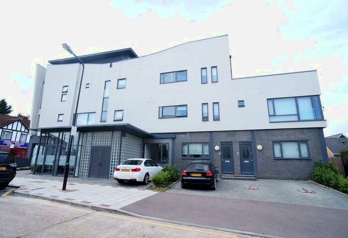 2 Bedroom Flat To Rent In Hill View Court, Sidcup, Kent, DA14