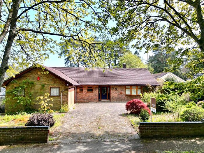 3 Bedroom Bungalow For Sale In Monkworthy Drive, Ashley Heath, Ringwood, Dorset, BH24