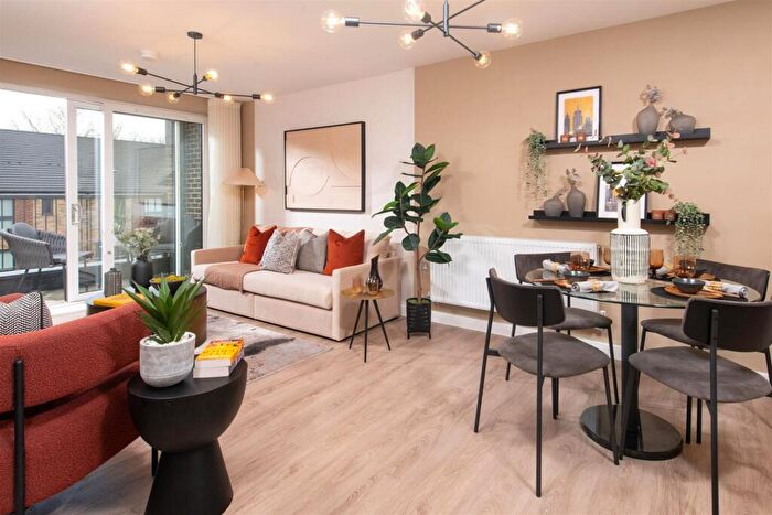 2 Bedroom Apartment For Sale In Flat, Spey Road, Tilehurst, Reading, RG30