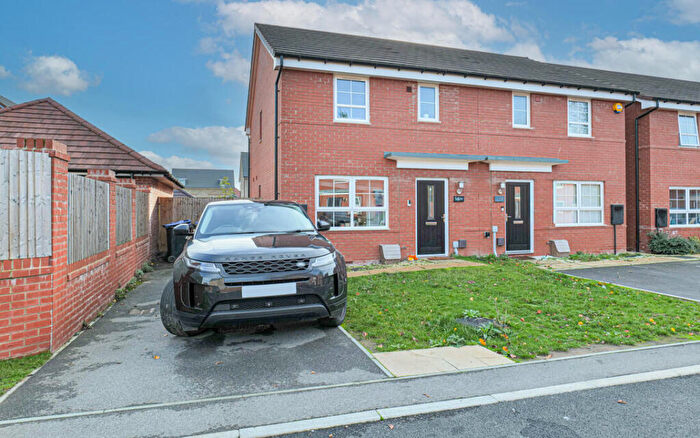 3 Bedroom Semi-Detached House For Sale In Cicely Grove, Melksham, SN12