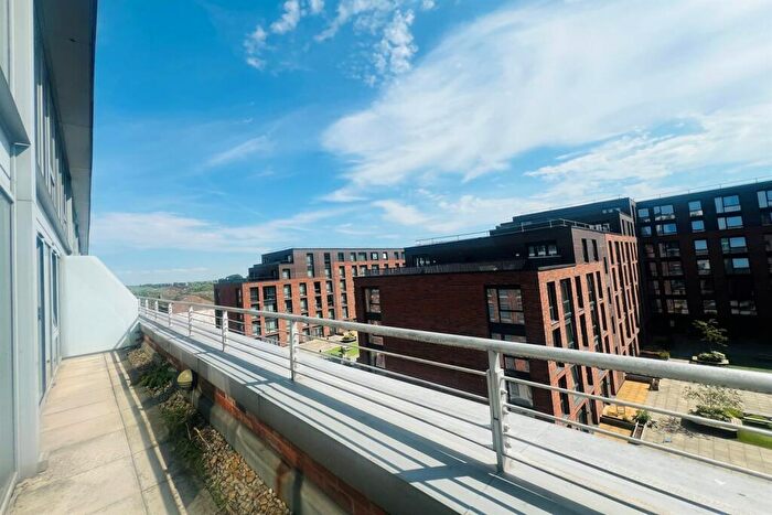 2 Bedroom Apartment To Rent In The Hicking Building, Queens Road, NG2