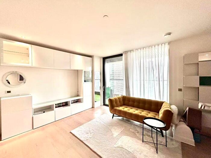 1 Bedroom Flat To Rent In Wards Place, London, E14