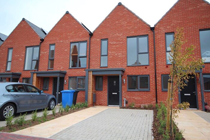 2 Bedroom Town House To Rent In Prince George Drive, Mickleover, Derbyshire, DE22