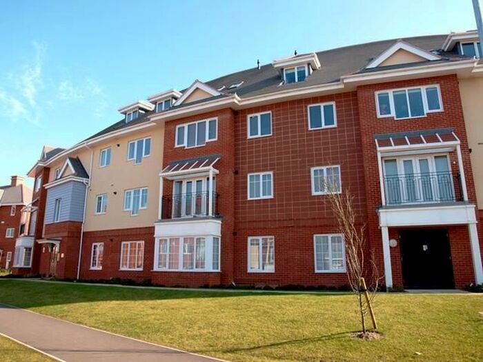 2 Bedroom Flat To Rent In Flowerdown Court, Flowers Avenue, Ruislip, HA4