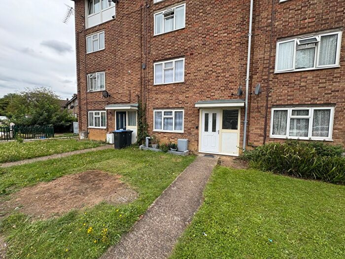 2 Bedroom Maisonette To Rent In Little Grove Field, Harlow, CM19