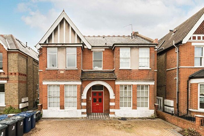 1 Bedroom Flat To Rent In Madeley Road, Ealing, W5