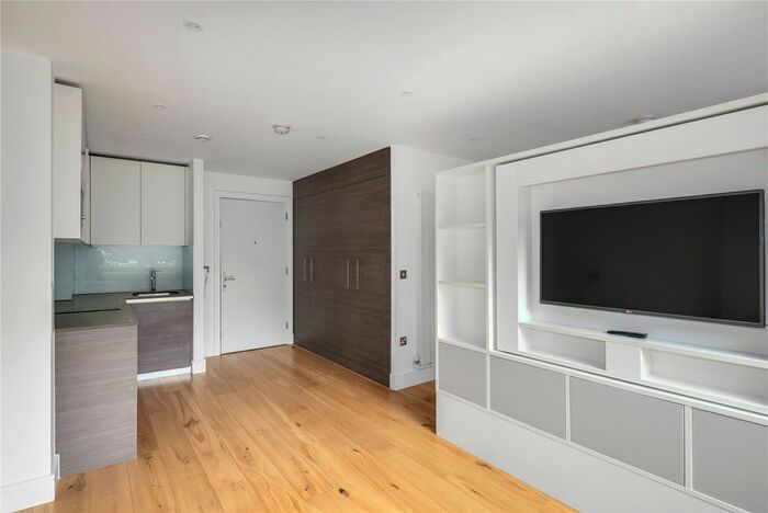 Studio To Rent In Molesworth Street, London, SE13