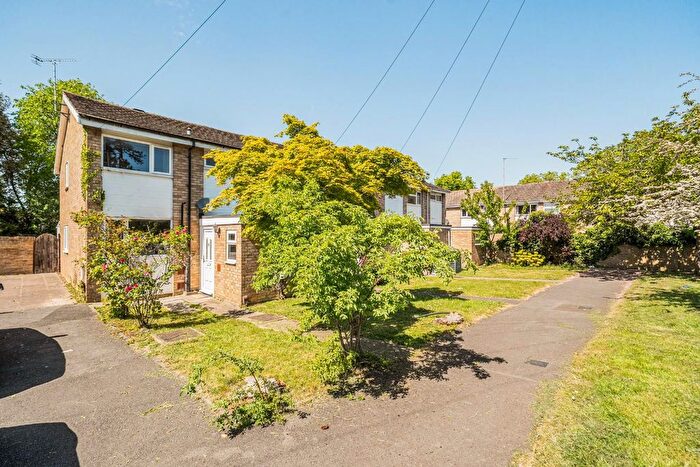 3 Bedroom Property For Sale In Ellison Close, Windsor, SL4