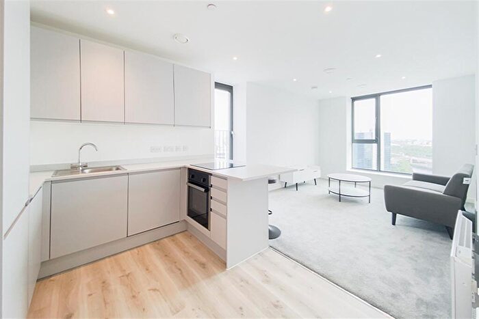 2 Bedroom Apartment To Rent In Block B, No. Trafford Wharf, M17