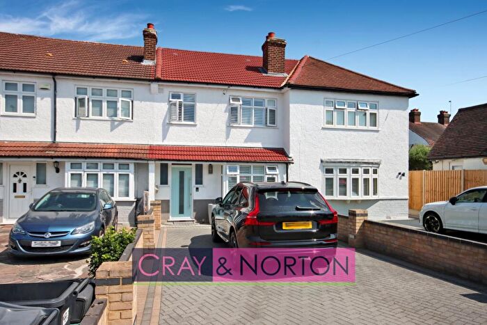 3 Bedroom Terraced House For Sale In The Glade, Shirley, CR0