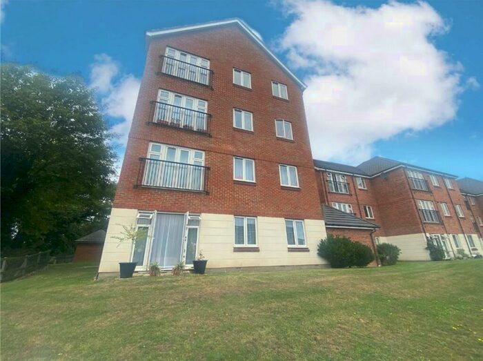 2 Bedroom Apartment To Rent In Centrifuge Way, Farnborough, GU14