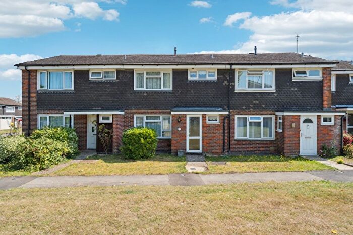 3 Bedroom Terraced House For Sale In Groom Road, Prestwood, HP16