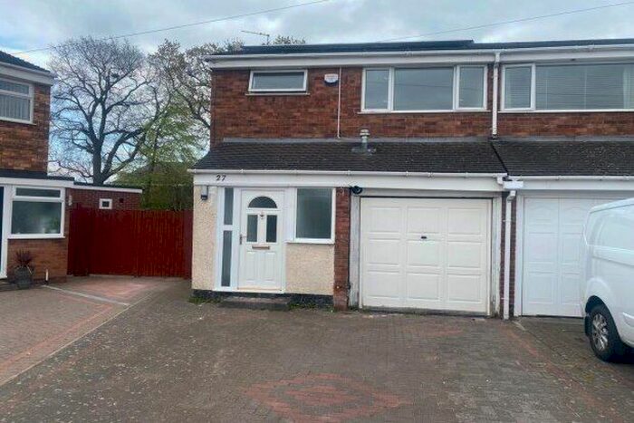 3 Bedroom Property To Rent In Freeman Drive, Sutton Coldfield, B76