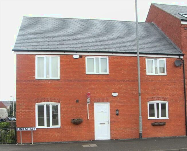 2 Bedroom Flat To Rent In Husbands Bosworth, Leicestershire, LE17