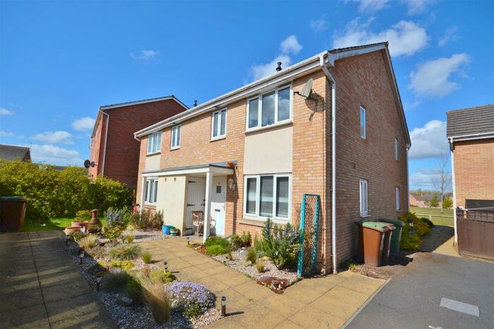 2 Bedroom Terraced House To Rent In Dunnock Road, Oakley Vale, Corby, NN18