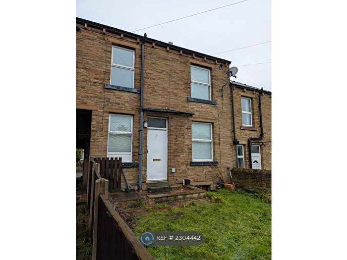 2 Bedroom Terraced House To Rent In Corby Street, Huddersfield, HD2