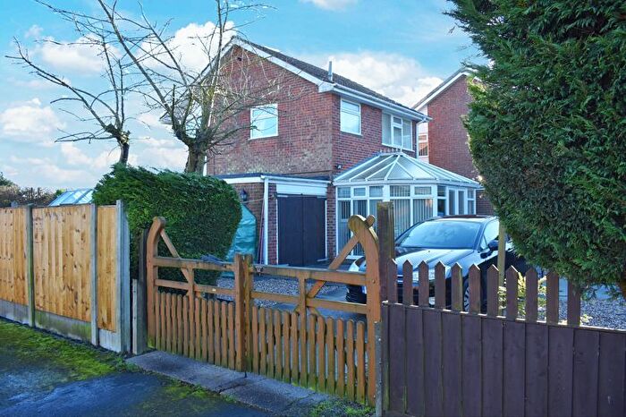 3 Bedroom Detached House For Sale In Markwick Close, Newark, NG24