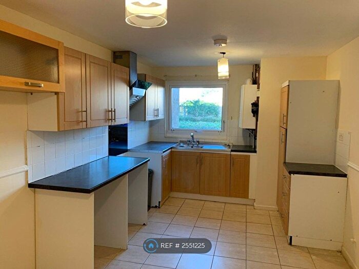 3 Bedroom Terraced House To Rent In Winyates, Peterborough, PE2