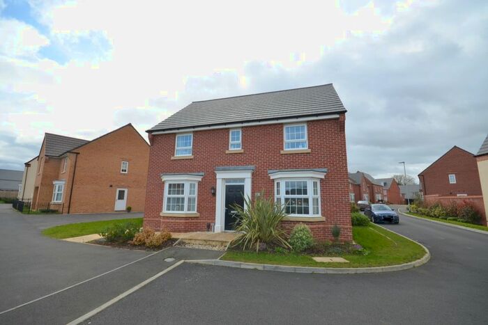 4 Bedroom Detached House To Rent In Garner Lane, Earls Barton, Northampton, NN6