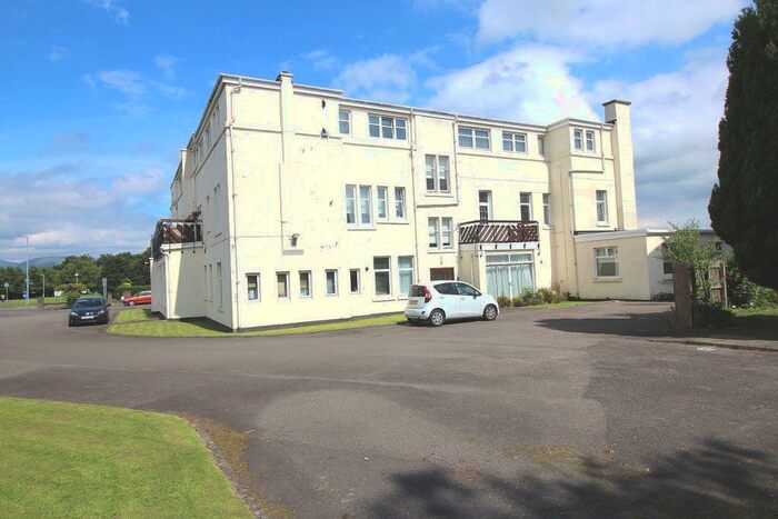 3 Bedroom Flat To Rent In Laudervale Gardens, Balloch, G83