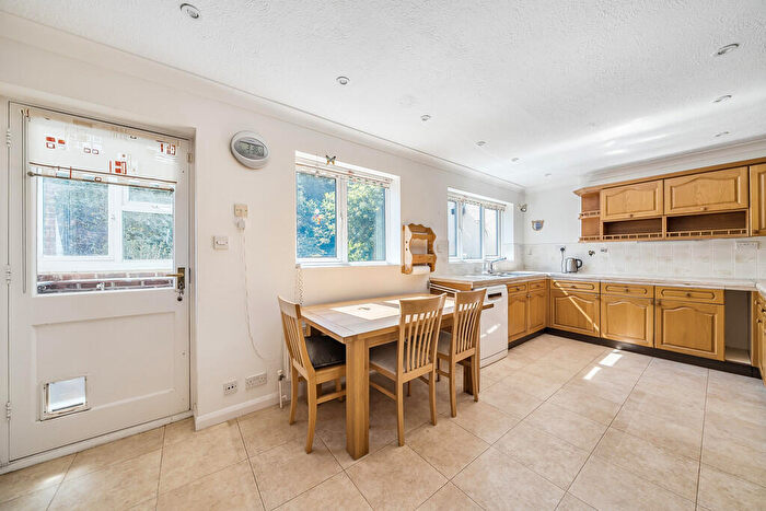 5 Bedroom Detached House For Sale In Cootham - Detached Family Home, RH20
