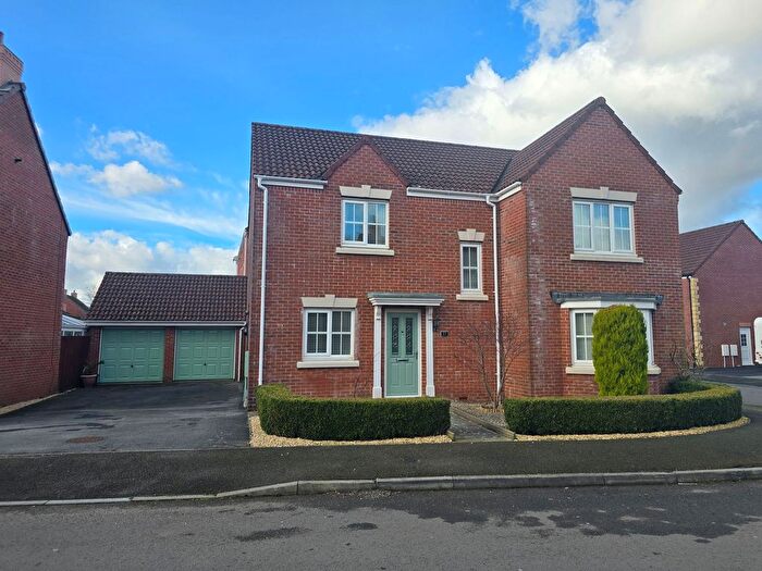 4 Bedroom Detached House For Sale In Carreg Erw, Birchgrove, Swansea, SA7